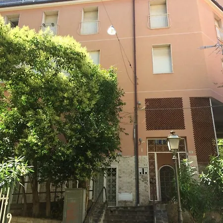 In Centro A 5 Minuti Dal Mare Alassio
